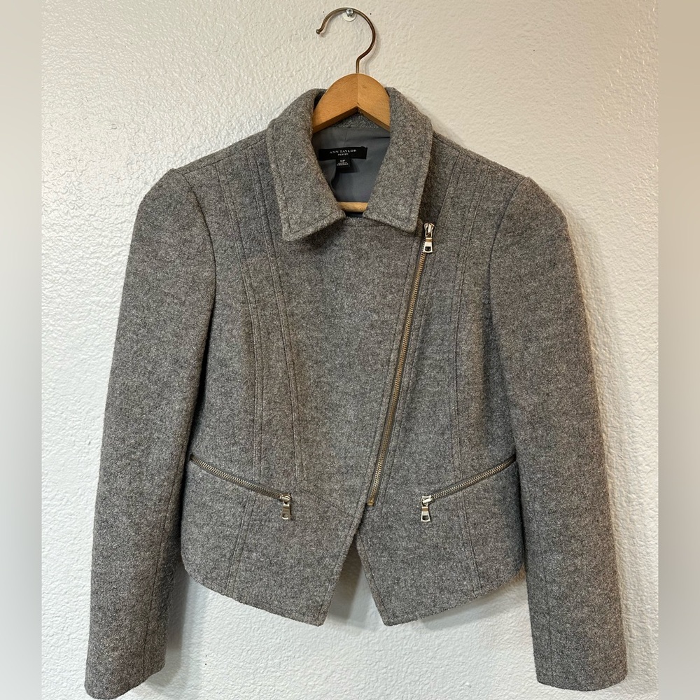 Ann Taylor Asymmetrical Zip Wool Cropped Jacket - Gray (Women’s Petite Small)